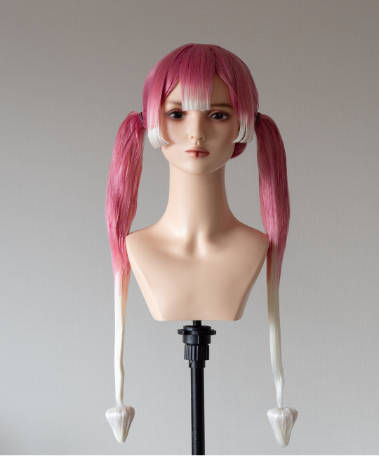 Custom wig example in Complexity 3, work 15