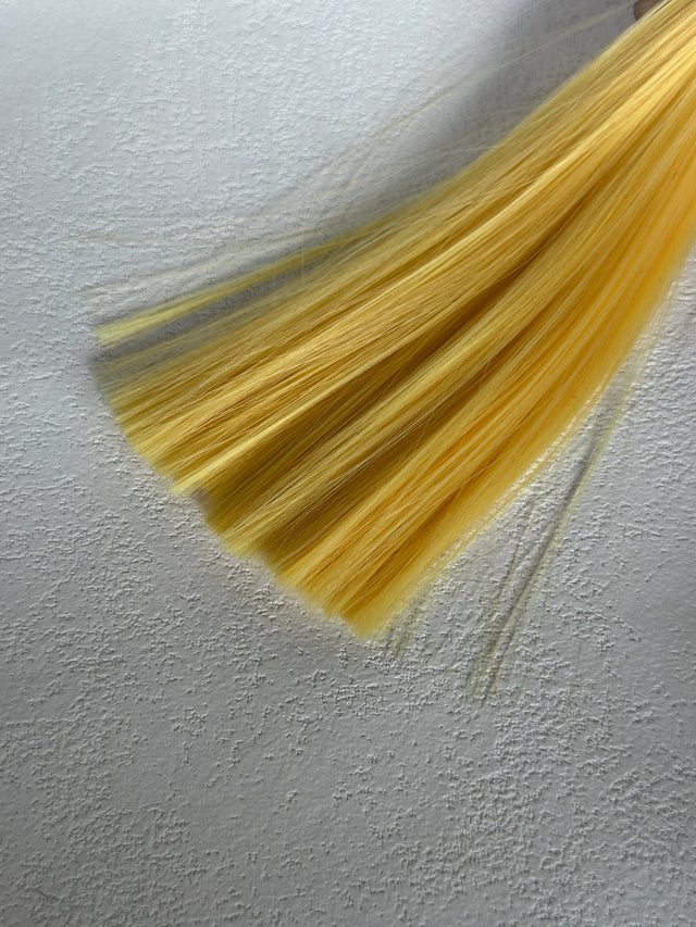 Yellow 09